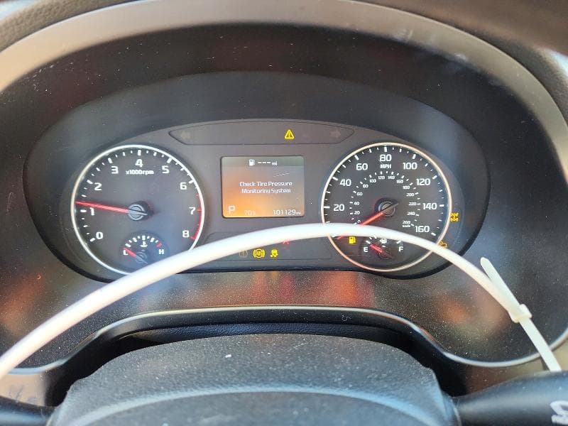 2021 KIA SELTOS LX 9