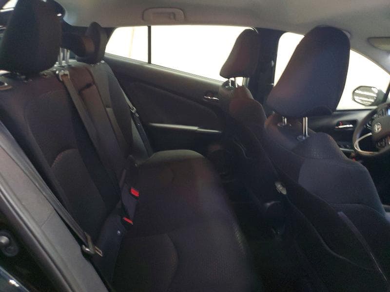 2022 TOYOTA PRIUS LE 10