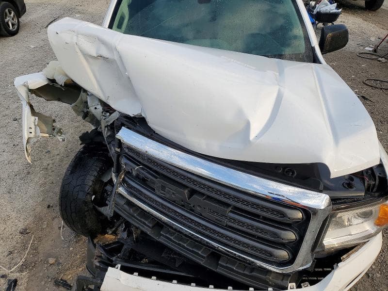 2018 GMC CANYON 11
