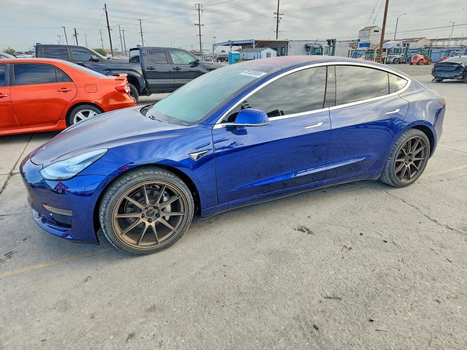 2019 TESLA MODEL 3 - 1