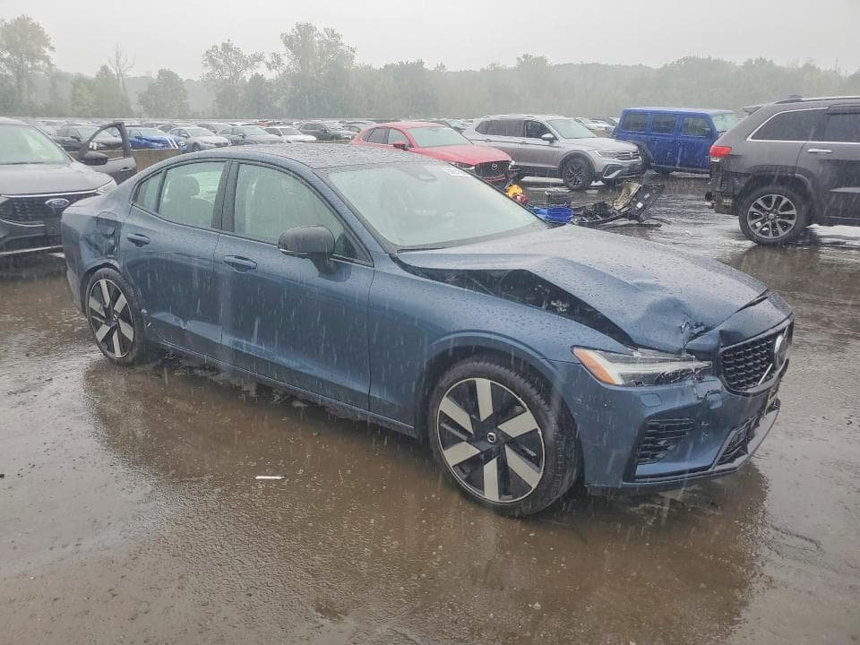 2024 VOLVO S60 PLUS 4