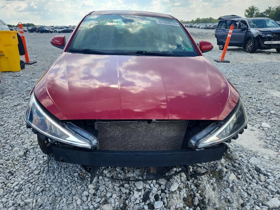 2020 HYUNDAI ELANTRA SEL 5