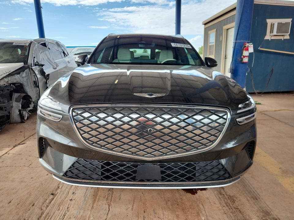 2023 GENESIS ELECTRIFIED GV70 BASE 5