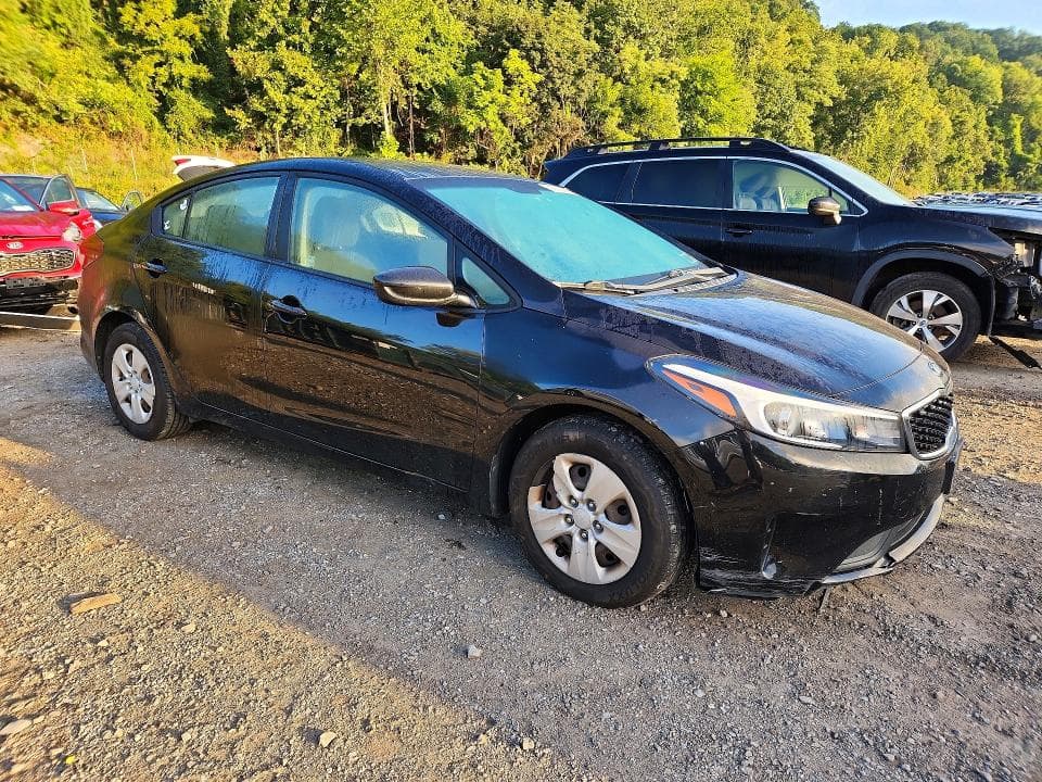 2017 KIA FORTE LX 4