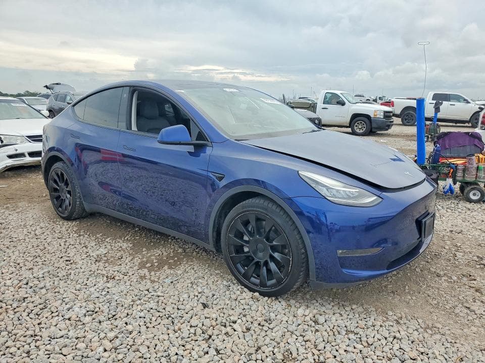 2022 TESLA MODEL Y 4