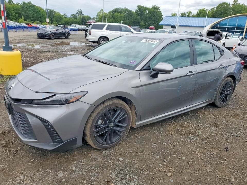 2025 TOYOTA CAMRY SE - 1