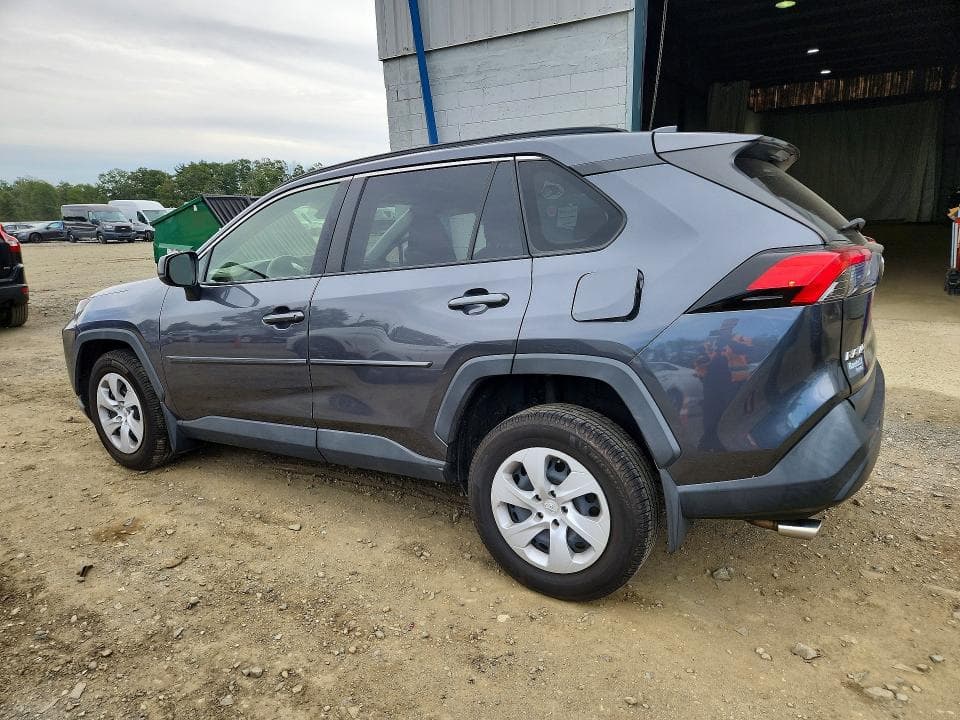 2019 TOYOTA RAV4 LE 2