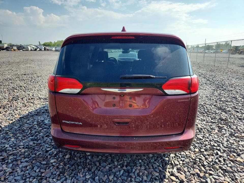 2017 CHRYSLER PACIFICA TOURING 6
