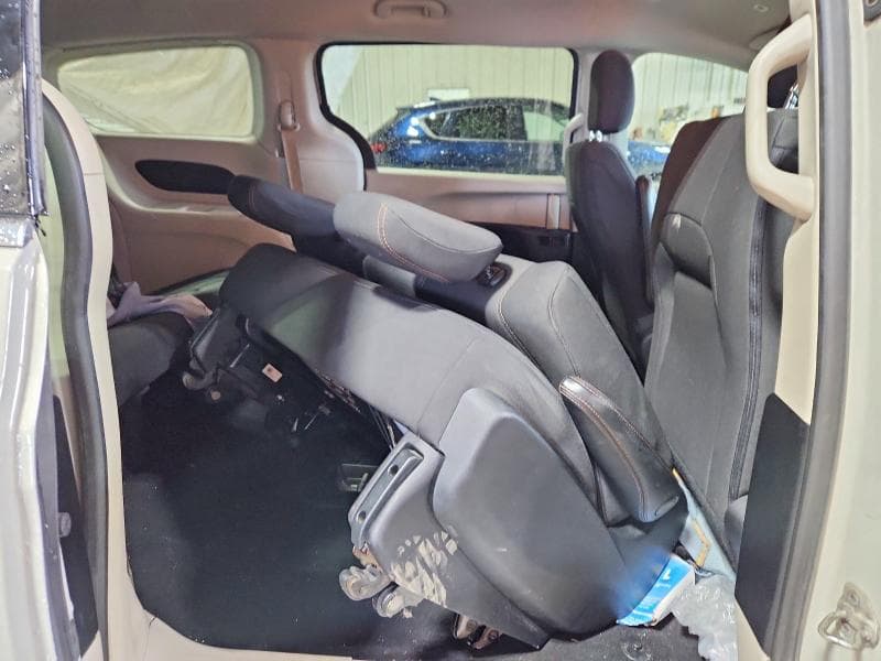2019 CHRYSLER PACIFICA L 11