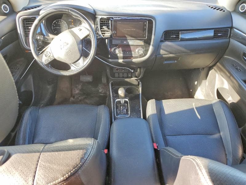 2017 MITSUBISHI OUTLANDER SE 8