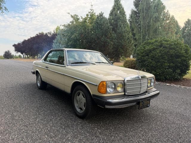 1978 MERCEDES-BENZ 280CE 2-DOOR