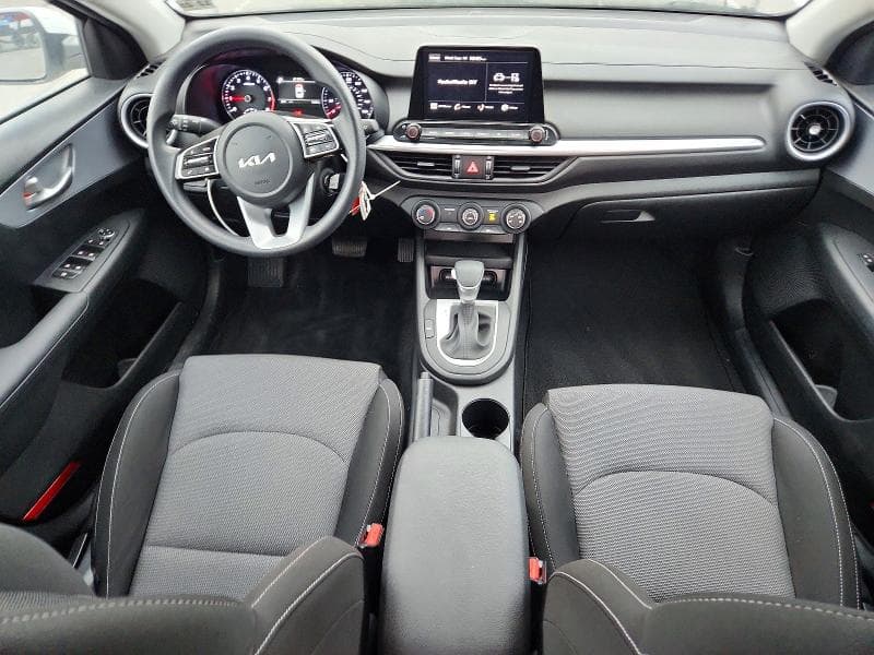 2023 KIA FORTE LXS 8