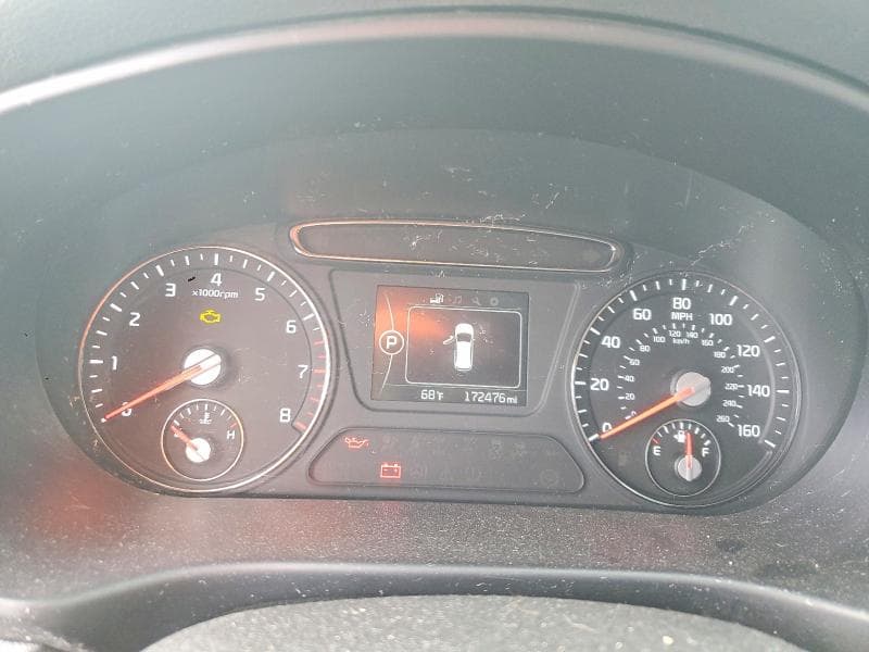 2017 KIA SORENTO LX 9