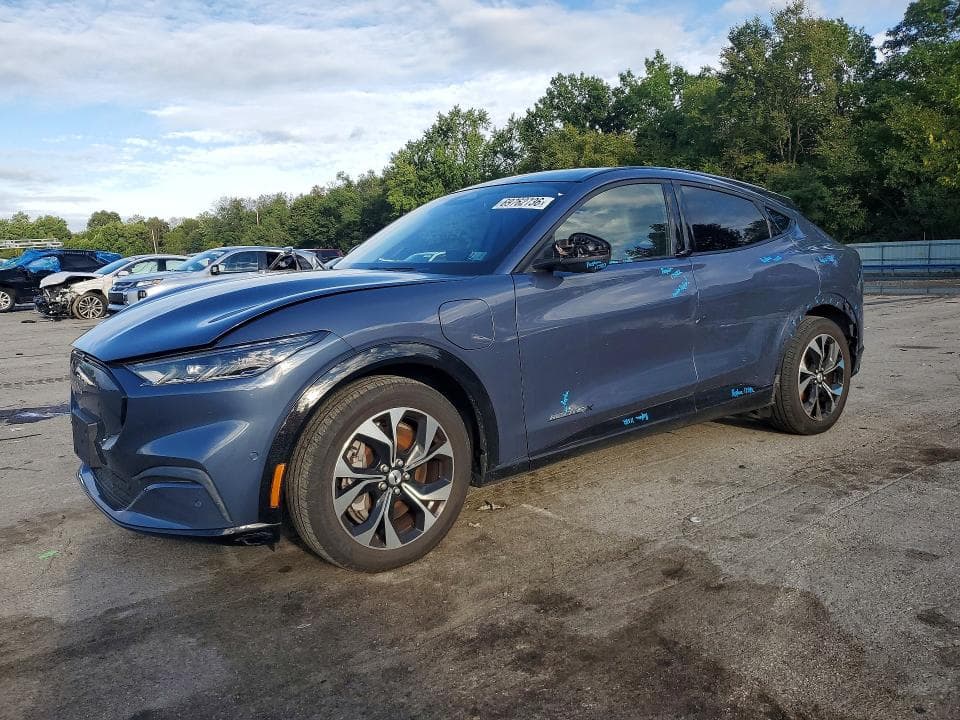 2021 FORD MUSTANG MACH-E PREMIUM - 1