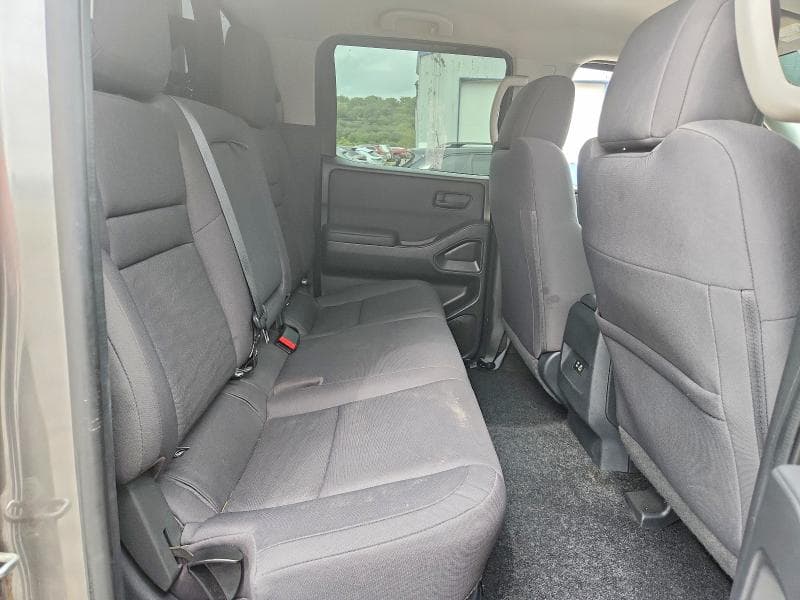 2022 NISSAN FRONTIER S 10