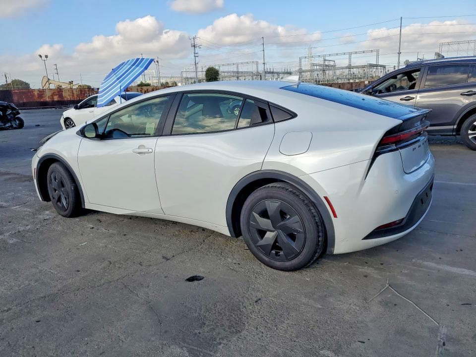 2024 TOYOTA PRIUS LE 2