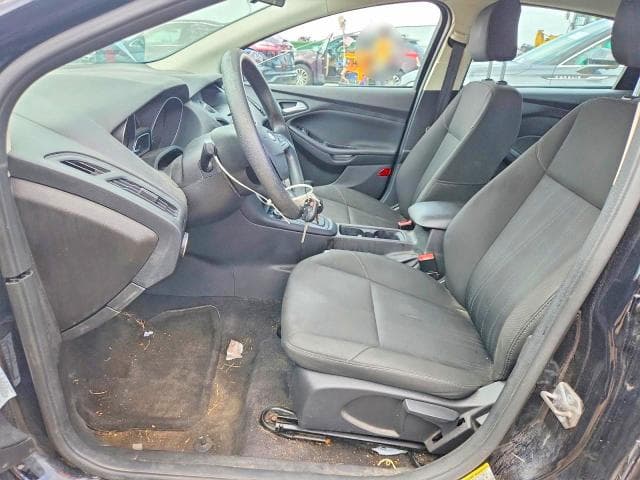 2017 FORD FOCUS 7