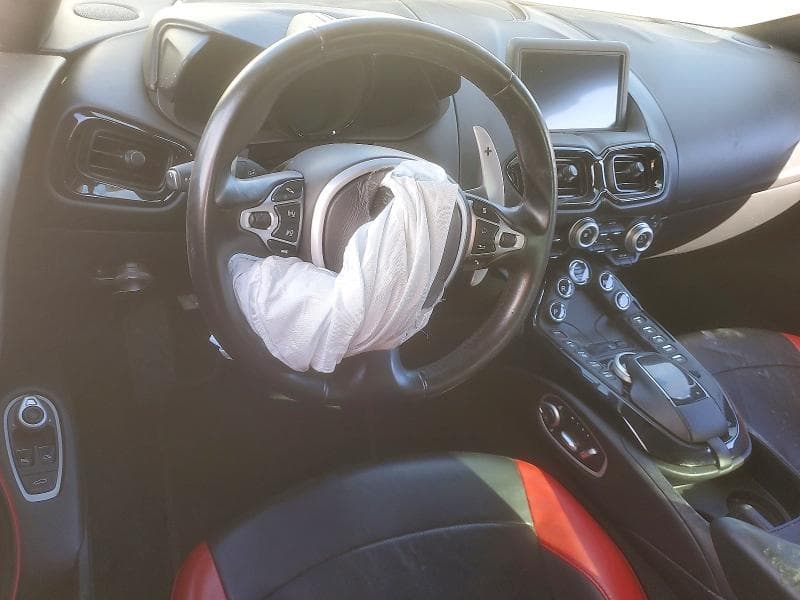 2019 ASTON MARTIN VANTAGE 8