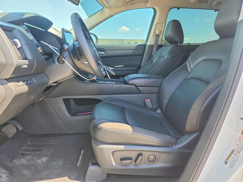 2025 NISSAN PATHFINDER SL 7