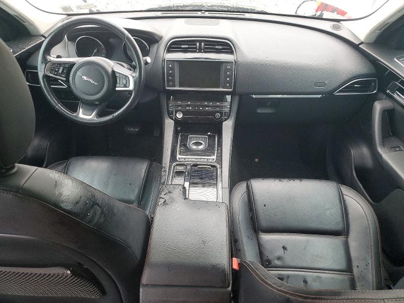 2018 JAGUAR F-PACE PRESTIGE 8