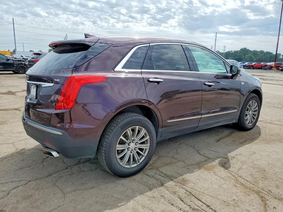 2017 CADILLAC XT5 LUXURY 3