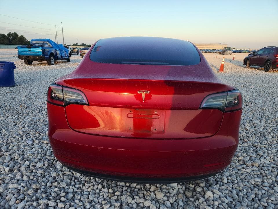 2018 TESLA MODEL 3 6