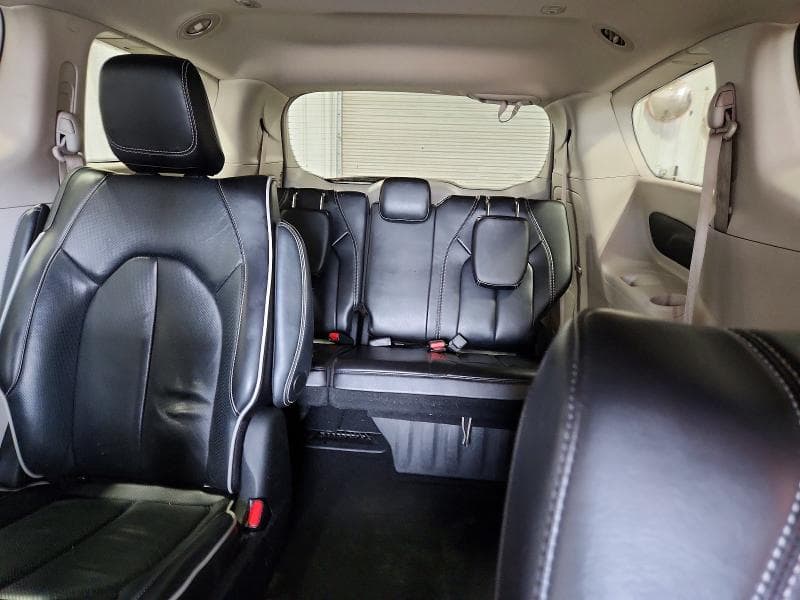 2023 CHRYSLER PACIFICA HYBRID TOURING L 10