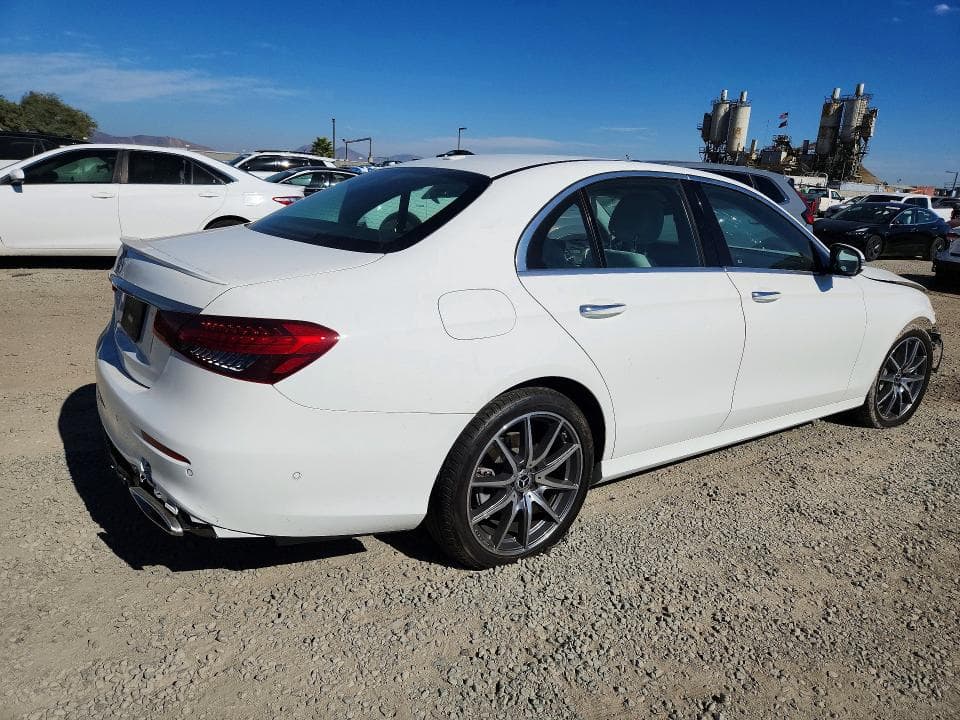 2023 MERCEDES-BENZ E 350 3