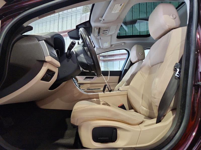 2017 JAGUAR XF PREMIUM 7