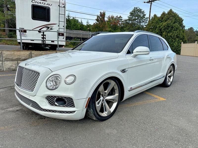 2017 BENTLEY BENTAYGA - 1