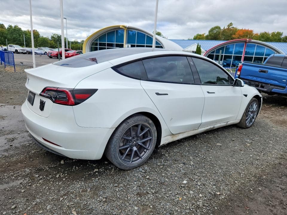 2023 TESLA MODEL 3 3