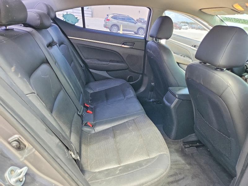 2019 HYUNDAI ELANTRA LIMITED 10