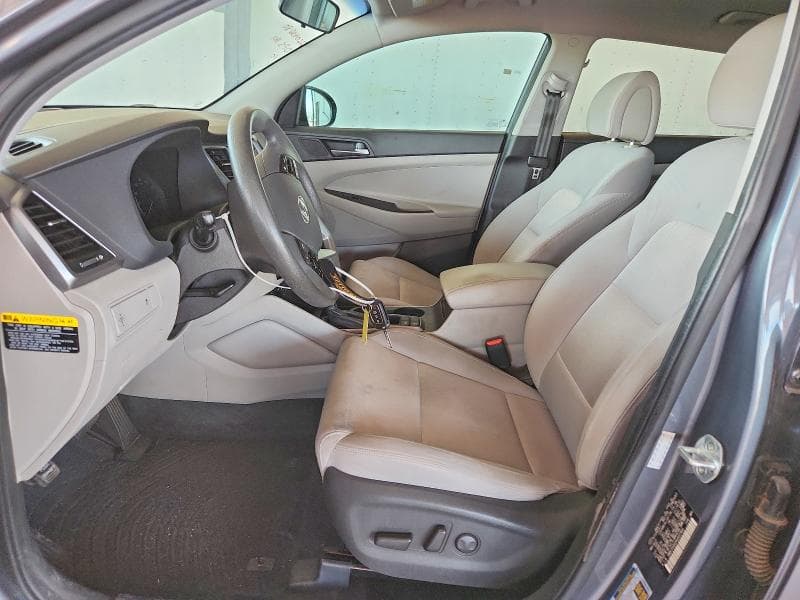 2017 HYUNDAI TUCSON SE 7
