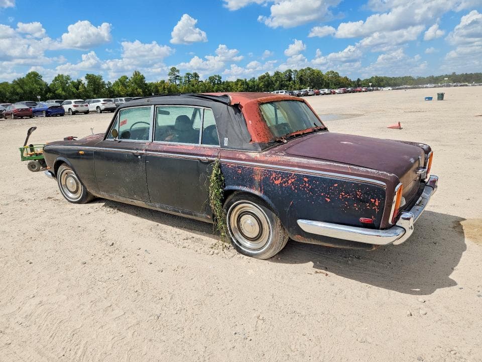 1969 ROLLS-ROYCE SILVRSHADW 2