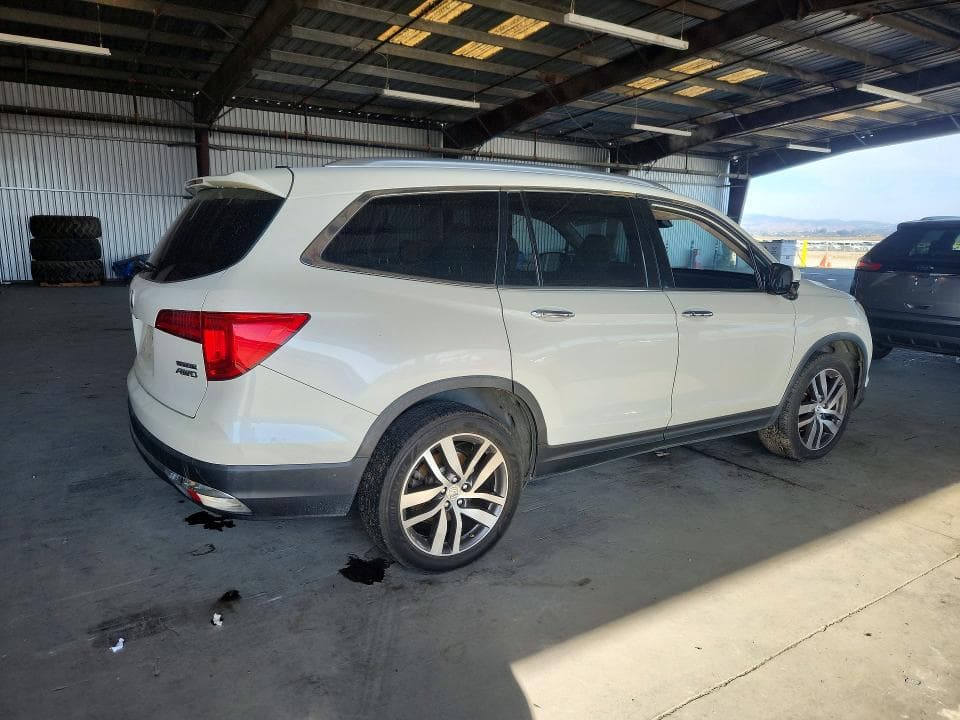 2017 HONDA PILOT TOURING 3