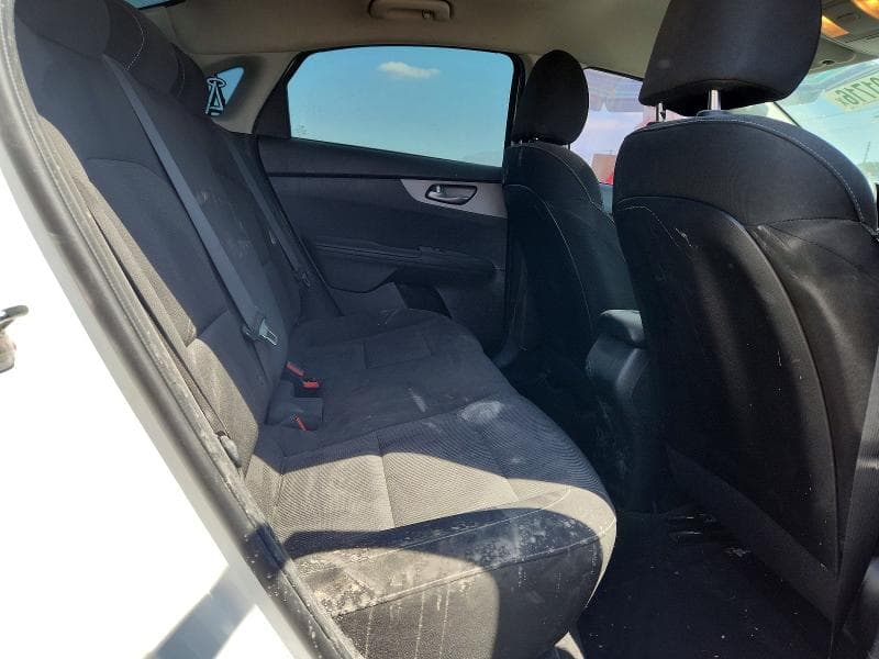 2021 KIA FORTE FE 10