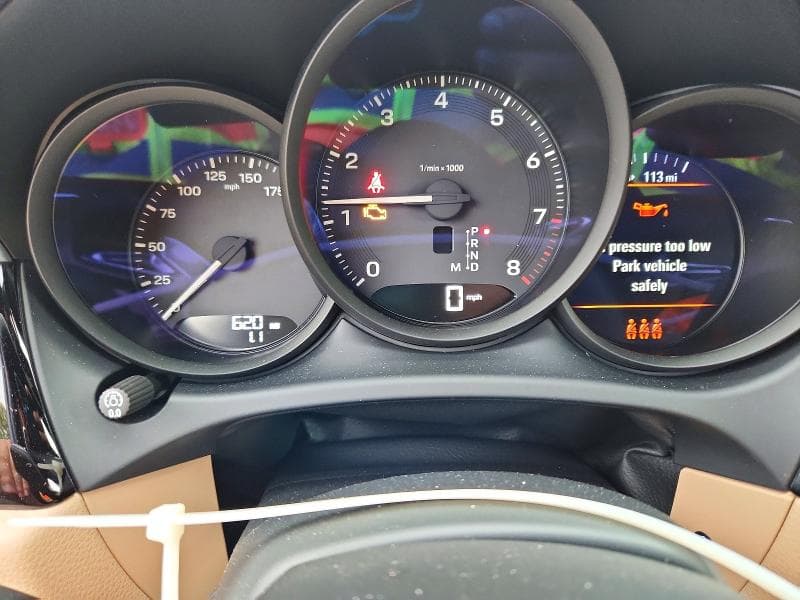 2026 PORSCHE MACAN BASE 9