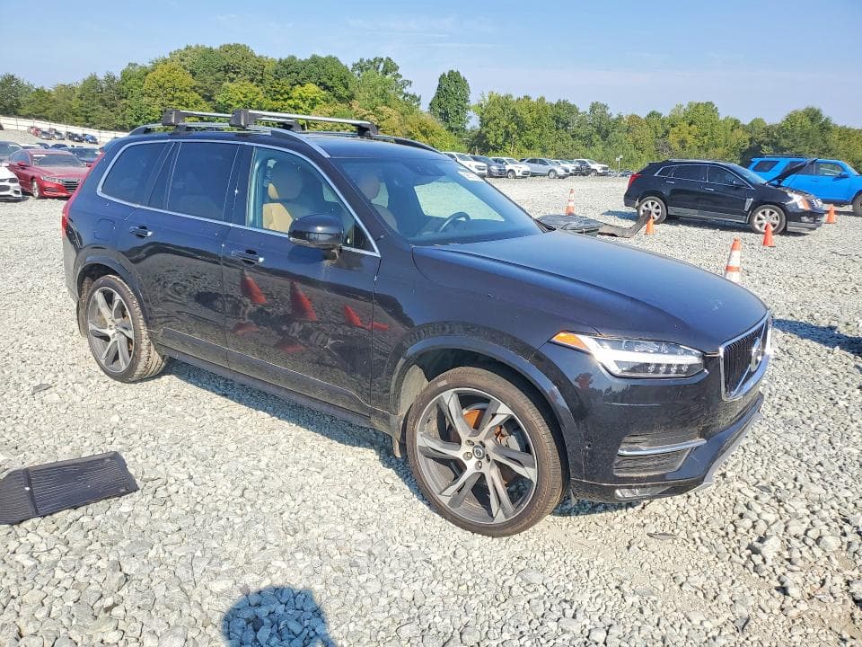 2017 VOLVO XC90 T6 4