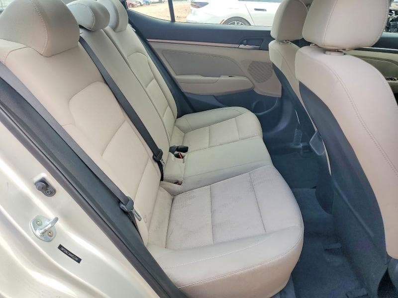 2017 HYUNDAI ELANTRA SE 10