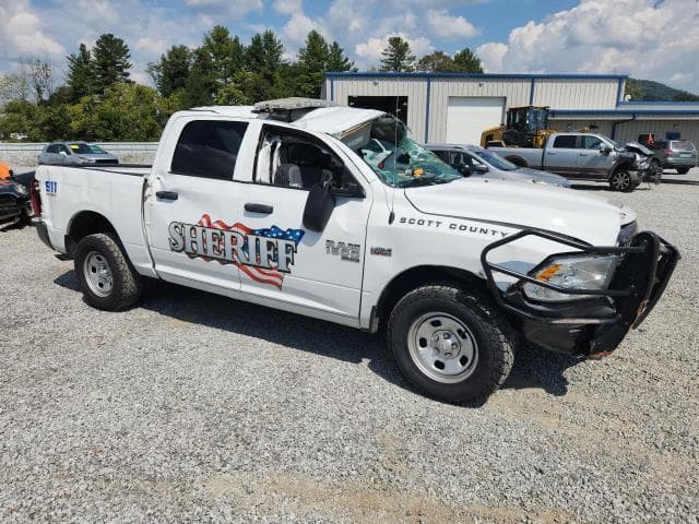 2021 RAM 1500 CLASSIC SSV 4