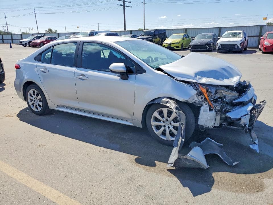2022 TOYOTA COROLLA LE 4