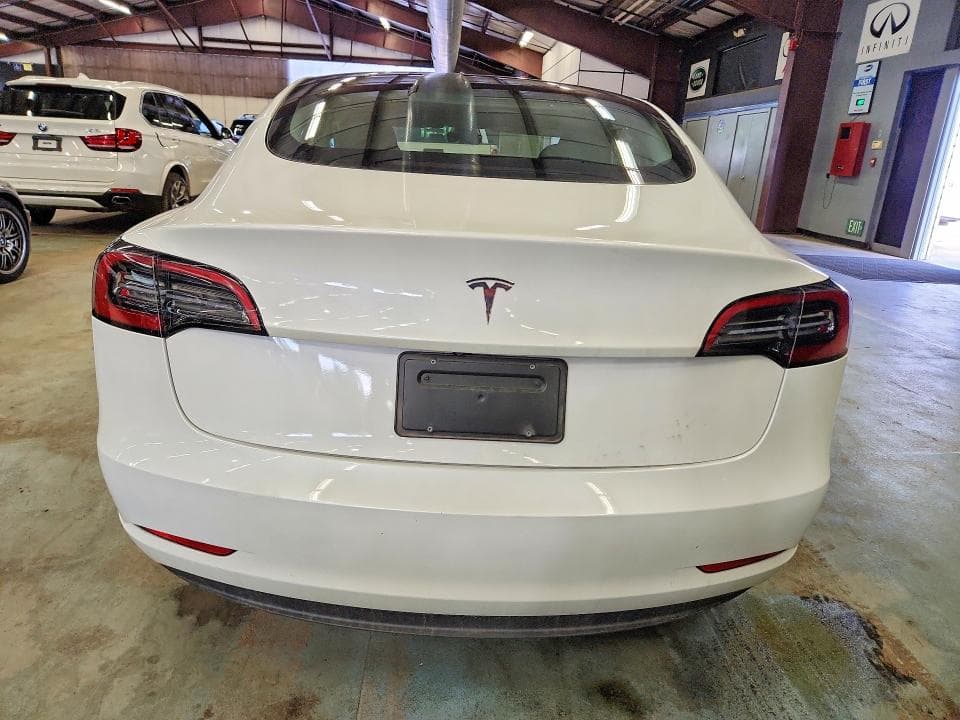 2023 TESLA MODEL 3 6