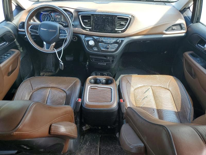 2018 CHRYSLER PACIFICA LIMITED 8