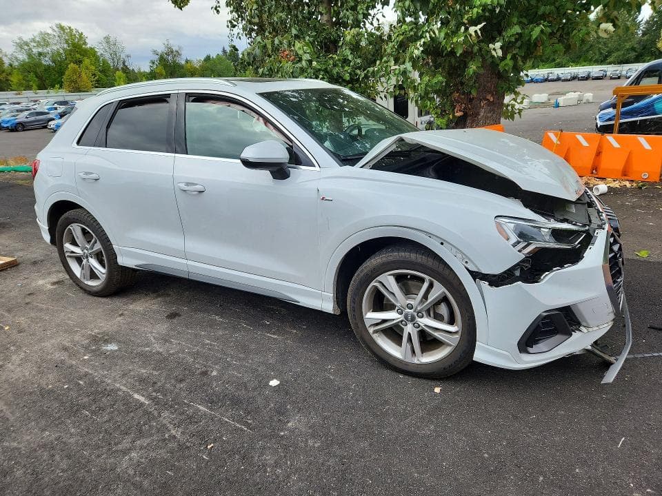 2020 AUDI Q3 PREMIUM PLUS S-LINE 4
