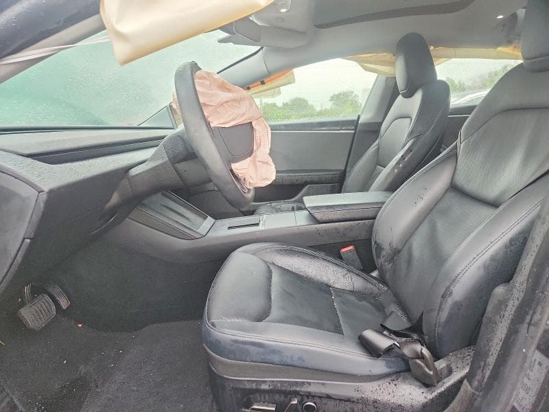 2025 TESLA MODEL 3 7