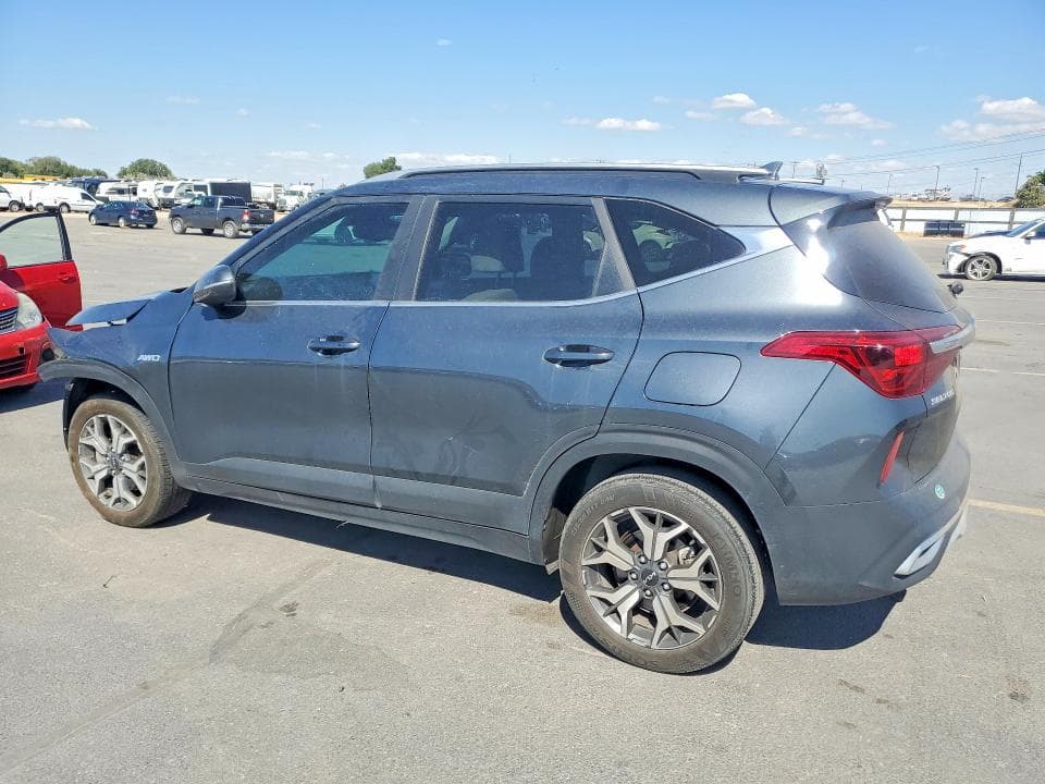 2023 KIA SELTOS EX 2