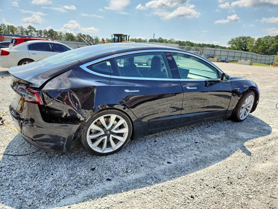 2018 TESLA MODEL 3 3