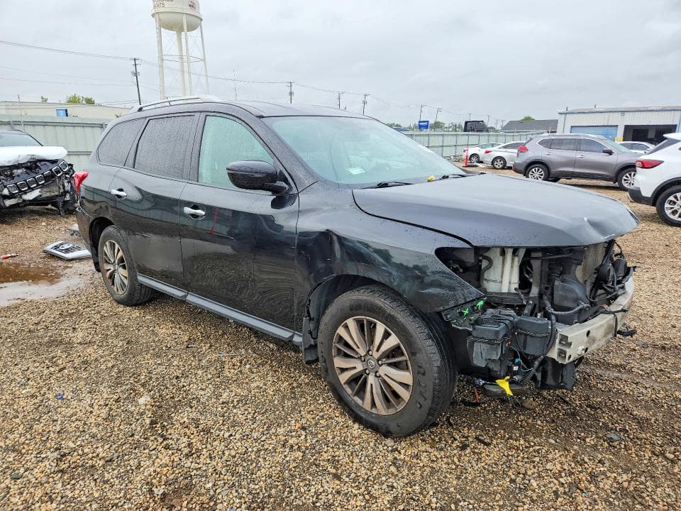 2017 NISSAN PATHFINDER SV 4