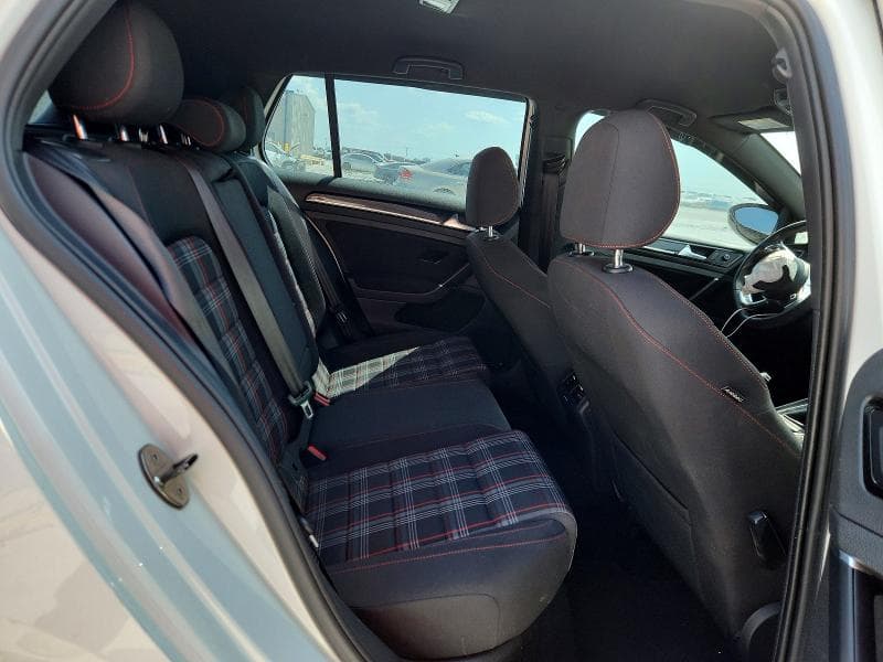 2017 VOLKSWAGEN GTI S 10