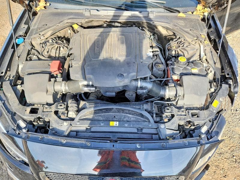 2017 JAGUAR XF PRESTIGE 11